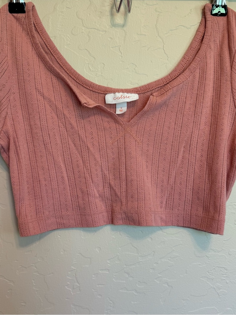 Colsie Dusty Rose Ribbed Cropped Top - Picture 3 of 9